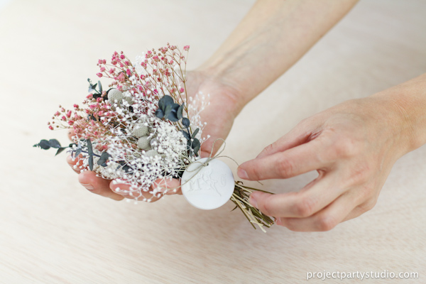 DIY : Haz un medallón para tu ramo de novia